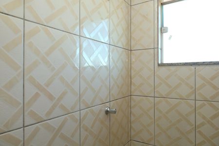 Casa à venda com 64m², 2 quartos e 1 vagaBanheiro 2 - Suíte 2