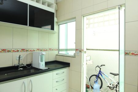 Casa à venda com 64m², 2 quartos e 1 vagaCozinha