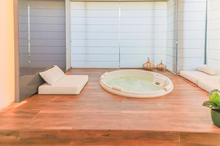 Studio à venda com 37m², 1 quarto e 1 vaga Studio à venda com 37m², 1 quarto e 1 vagaSauna SPA
