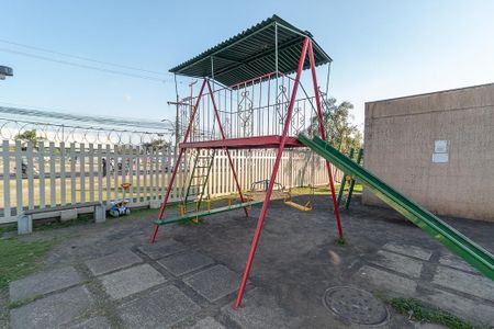 Apartamento à venda com 42m², 2 quartos e 1 vaga Apartamento à venda com 42m², 2 quartos e 1 vagaÁrea comum - Playground