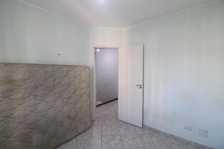 Casa de condomínio à venda com 180m², 3 quartos e 2 vagasQuarto 1
