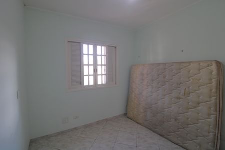 Casa de condomínio à venda com 180m², 3 quartos e 2 vagasQuarto 1