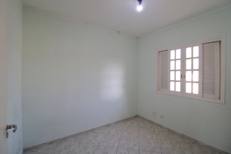 Casa de condomínio à venda com 180m², 3 quartos e 2 vagasQuarto 1