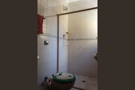 Casa à venda com 177m², 3 quartos e 1 vaga Casa à venda com 177m², 3 quartos e 1 vagaBanheiro da Suíte 1