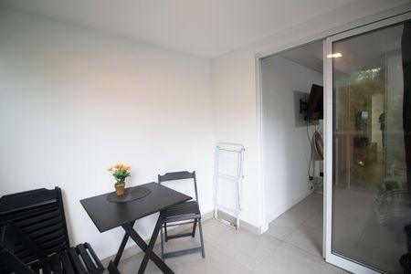 Apartamento à venda com 45m², 1 quarto e sem vaga Apartamento à venda com 45m², 1 quarto e sem vagaVaranda do Quarto