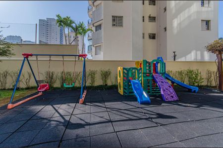Apartamento à venda com 70m², 2 quartos e 2 vagasÁrea comum - Playground