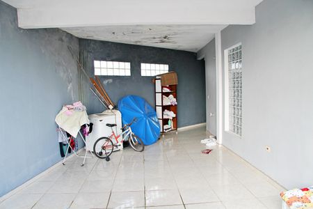 Casa à venda com 180m², 3 quartos e 2 vagasVaranda da Suíte
