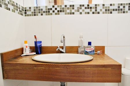 Casa à venda com 180m², 3 quartos e 2 vagasLavabo da sala