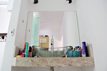 Casa à venda com 180m², 3 quartos e 2 vagasBanheiro da Suíte