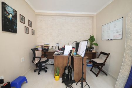 Casa à venda com 240m², 2 quartos e 3 vagasCasa 2 - Sala