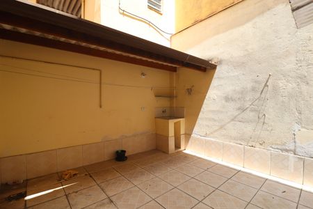 Casa à venda com 240m², 2 quartos e 3 vagasCasa 3 - area de serviço