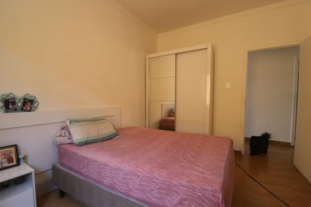 Casa à venda com 240m², 2 quartos e 3 vagasCasa 1 - Quarto 2