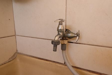 Casa à venda com 240m², 2 quartos e 3 vagasCasa 1 - Área de Serviço