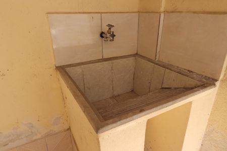 Casa à venda com 240m², 2 quartos e 3 vagasCasa 3 - area de serviço