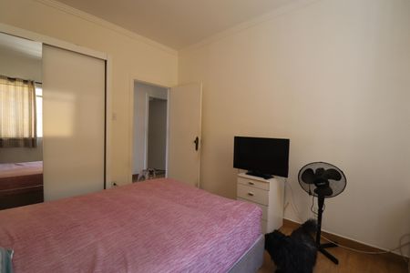 Casa à venda com 240m², 2 quartos e 3 vagasCasa 1 - Quarto 2