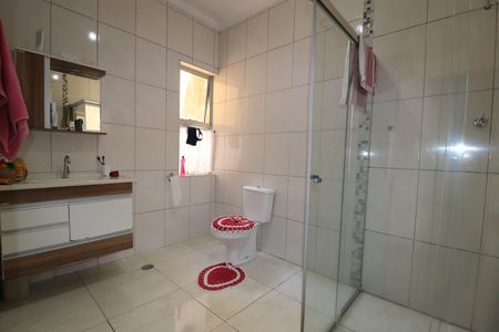 Casa à venda com 240m², 2 quartos e 3 vagasCasa 1 - Banheiro 1