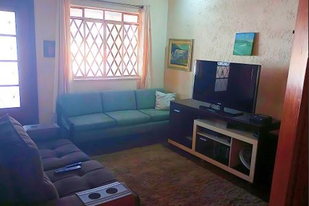 Casa à venda com 250m², 4 quartos e 4 vagasFoto 04