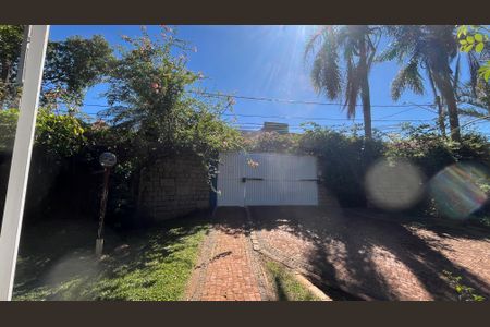 Casa à venda com 675m², 4 quartos e 6 vagas