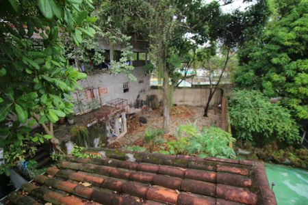 Casa à venda com 360m², 3 quartos e 4 vagasQuintal