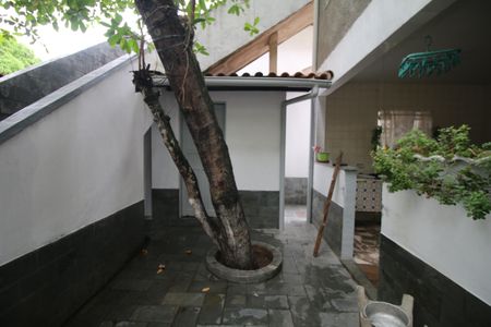 Casa à venda com 360m², 3 quartos e 4 vagasQuintal