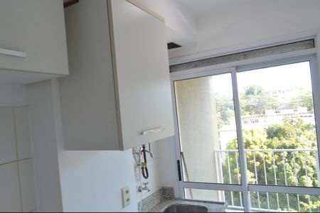 Apartamento à venda com 78m², 2 quartos e 1 vagaÁrea de Serviço