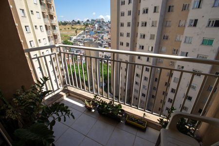 Apartamento para alugar com 48m², 2 quartos e 1 vaga Apartamento para alugar com 48m², 2 quartos e 1 vagaVaranda