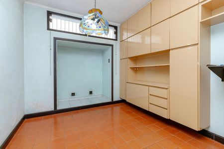 Casa à venda com 550m², 5 quartos e 4 vagas Casa à venda com 550m², 5 quartos e 4 vagasCopa