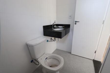 Casa à venda com 107m², 3 quartos e 2 vagasBanheiro da Suíte