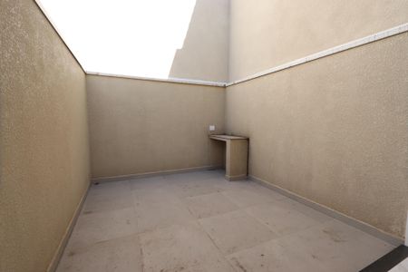 Casa à venda com 107m², 3 quartos e 2 vagasQuintal