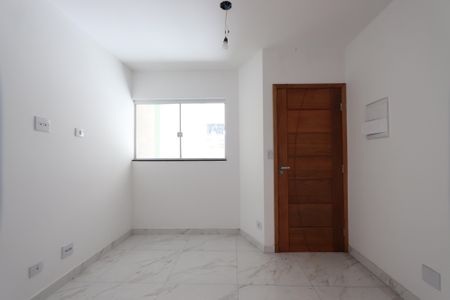 Casa à venda com 107m², 3 quartos e 2 vagasSala