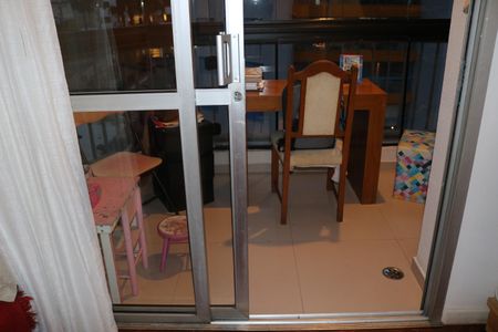 Apartamento à venda com 100m², 3 quartos e 2 vagasVaranda