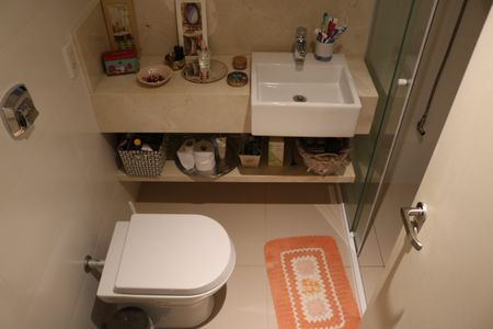 Apartamento à venda com 100m², 3 quartos e 2 vagasBanheiro da Suíte 