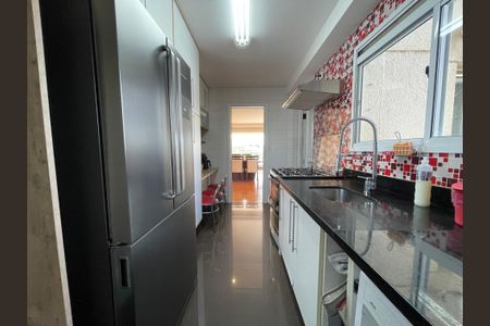 Apartamento à venda com 134m², 3 quartos e 2 vagas Apartamento à venda com 134m², 3 quartos e 2 vagasCozinha