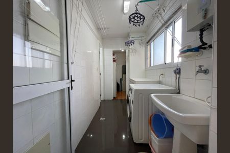 Apartamento à venda com 134m², 3 quartos e 2 vagas Apartamento à venda com 134m², 3 quartos e 2 vagasÁrea de Serviço
