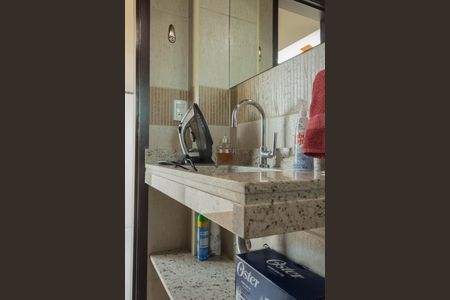 Apartamento à venda com 199m², 3 quartos e 2 vagasBanheiro 2