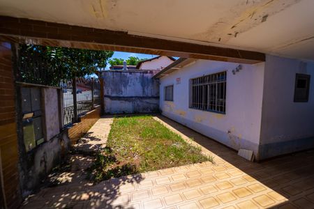 Casa à venda com 310m², 3 quartos e 3 vagas Casa à venda com 310m², 3 quartos e 3 vagasGaragem