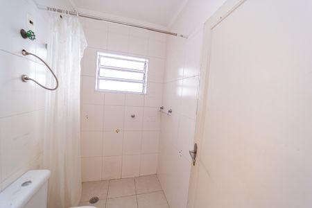 Casa à venda com 310m², 3 quartos e 3 vagas Casa à venda com 310m², 3 quartos e 3 vagasBanheiro