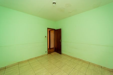 Casa à venda com 310m², 3 quartos e 3 vagas Casa à venda com 310m², 3 quartos e 3 vagasQuarto 1