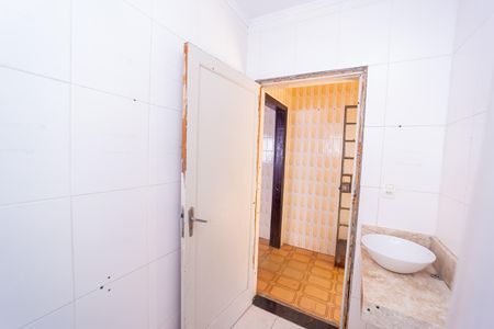 Casa à venda com 310m², 3 quartos e 3 vagas Casa à venda com 310m², 3 quartos e 3 vagasBanheiro