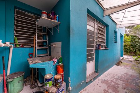 Casa à venda com 500m², 5 quartos e 2 vagas Casa à venda com 500m², 5 quartos e 2 vagasÁrea de Serviço