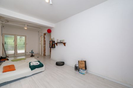 Casa à venda com 500m², 5 quartos e 2 vagas Casa à venda com 500m², 5 quartos e 2 vagasSala infeiror 1