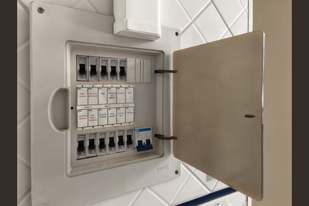 Apartamento à venda com 80m², 2 quartos e sem vaga Apartamento à venda com 80m², 2 quartos e sem vagaEntrada