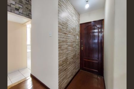 Apartamento à venda com 80m², 2 quartos e sem vaga Apartamento à venda com 80m², 2 quartos e sem vagaEntrada