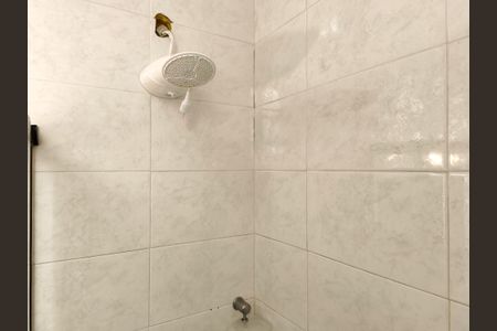 Apartamento à venda com 80m², 2 quartos e sem vaga Apartamento à venda com 80m², 2 quartos e sem vagaBanheiro Corredor