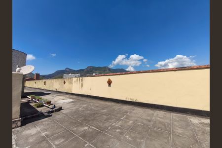 Apartamento à venda com 80m², 2 quartos e sem vaga Apartamento à venda com 80m², 2 quartos e sem vagaÁrea comum - Playground