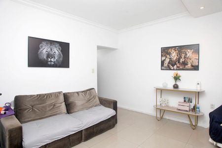 Apartamento à venda com 67m², 2 quartos e sem vagaSala