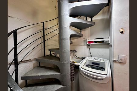 Apartamento para alugar com 120m², 2 quartos e sem vaga Apartamento para alugar com 120m², 2 quartos e sem vagaÁrea de Serviço