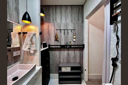 Apartamento para alugar com 120m², 2 quartos e sem vaga Apartamento para alugar com 120m², 2 quartos e sem vagaBanheiro Suíte