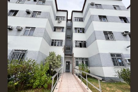 Apartamento à venda com 45m², 2 quartos e sem vagaFachada