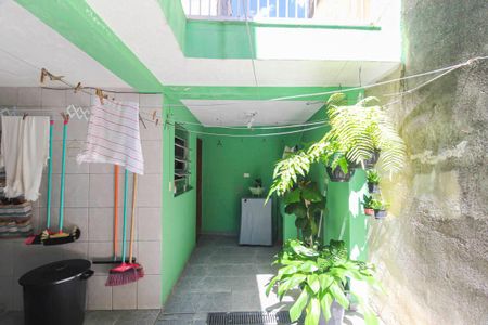 Casa à venda com 253m², 3 quartos e 2 vagas Casa à venda com 253m², 3 quartos e 2 vagasÁrea de Serviço 2